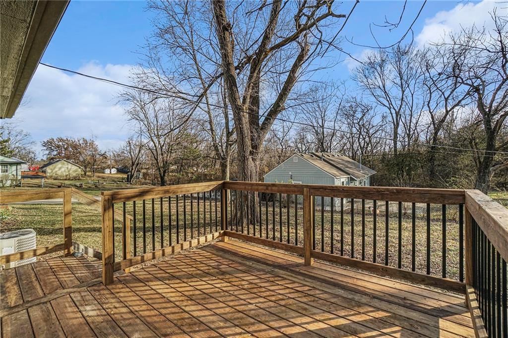 3105 Hagemann Street — photo 21