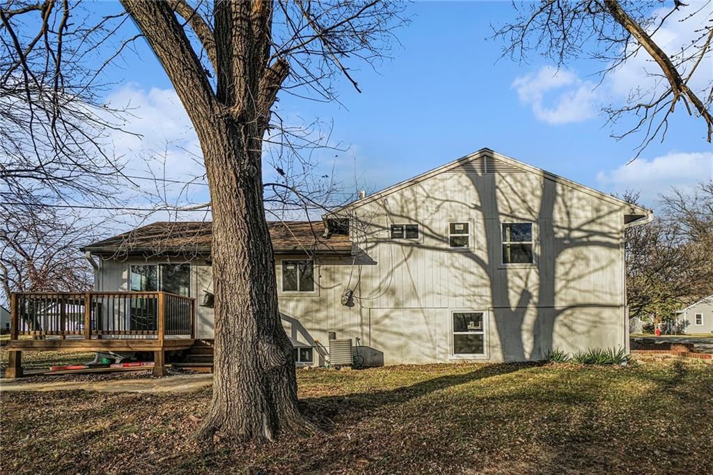 3105 Hagemann Street — photo 23