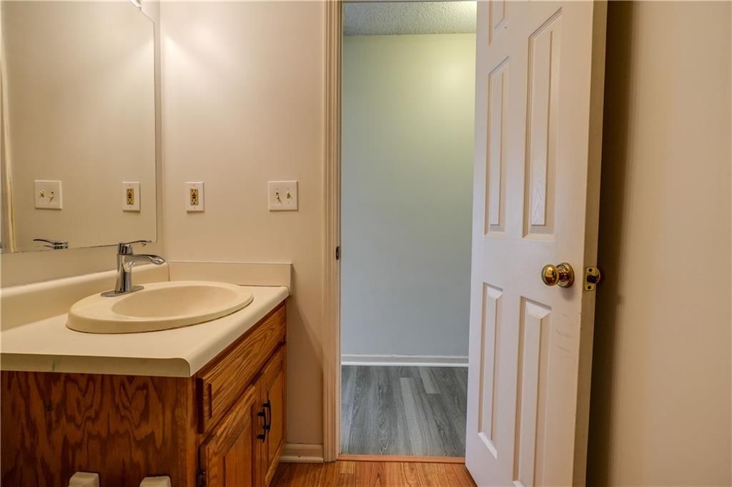 1225 Berry Road — photo 31