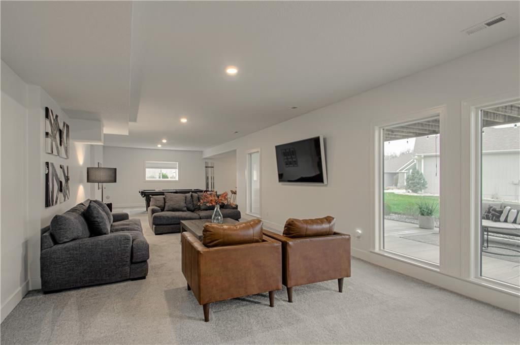 2148 Foxtail Drive — photo 28