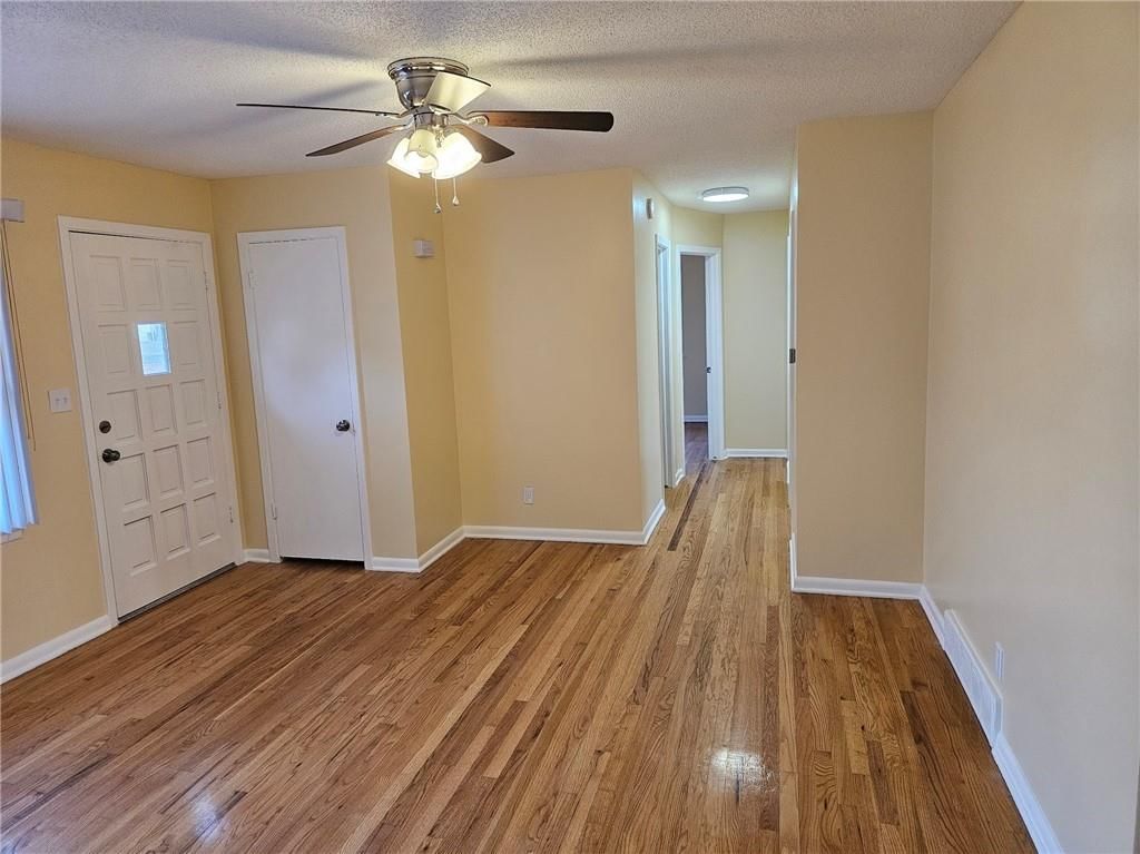 3115 NE 66 Terrace — photo 2