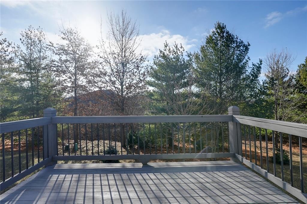 100 SE Hanging Garden Street — photo 14