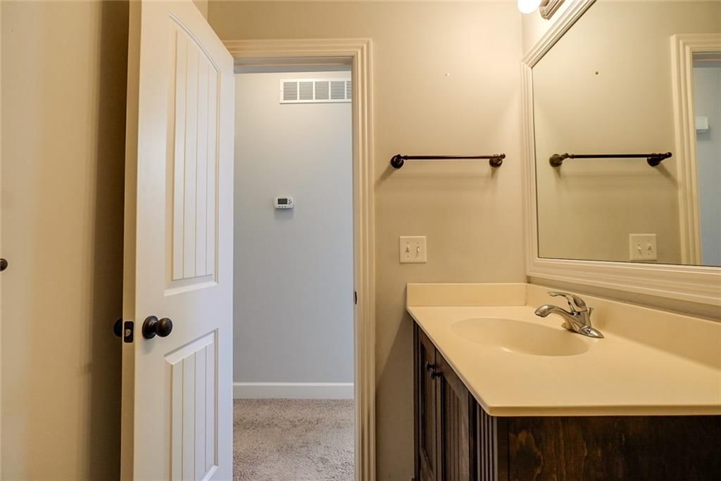 100 SE Hanging Garden Street — photo 17
