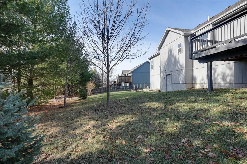 100 SE Hanging Garden Street — photo 44