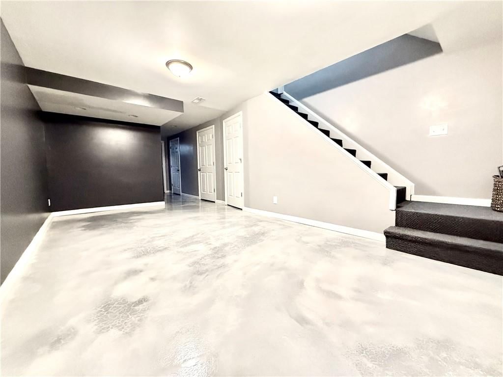 615 W Torrance Street — photo 12