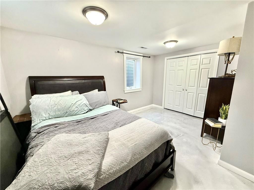 615 W Torrance Street — photo 14