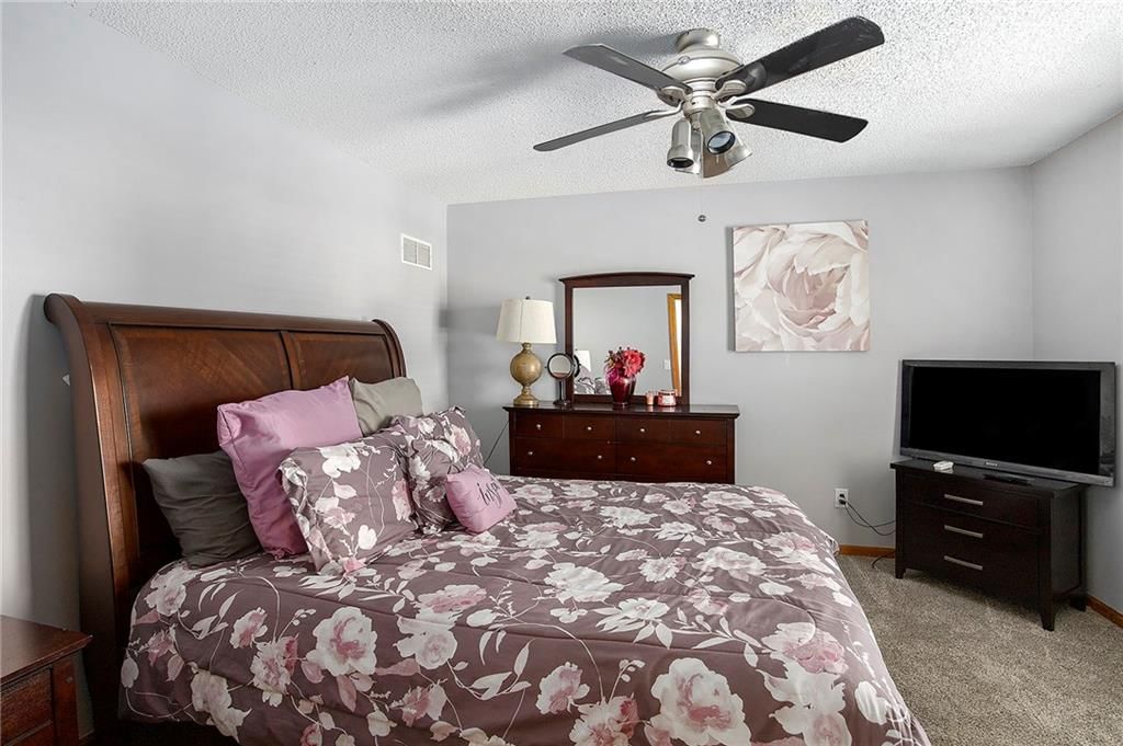 5420 NE Rainbow Court — photo 15