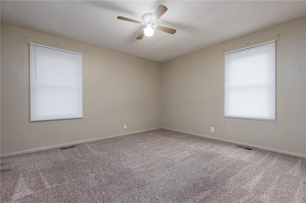 9219 Lewis Avenue — photo 13