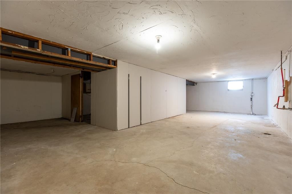 9219 Lewis Avenue — photo 17