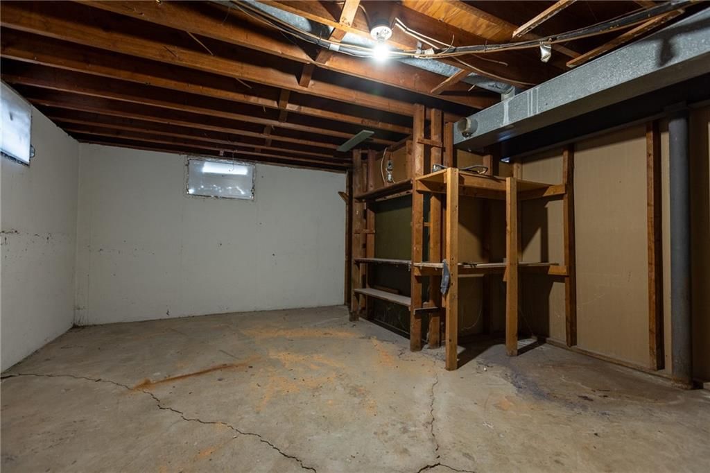 9219 Lewis Avenue — photo 24