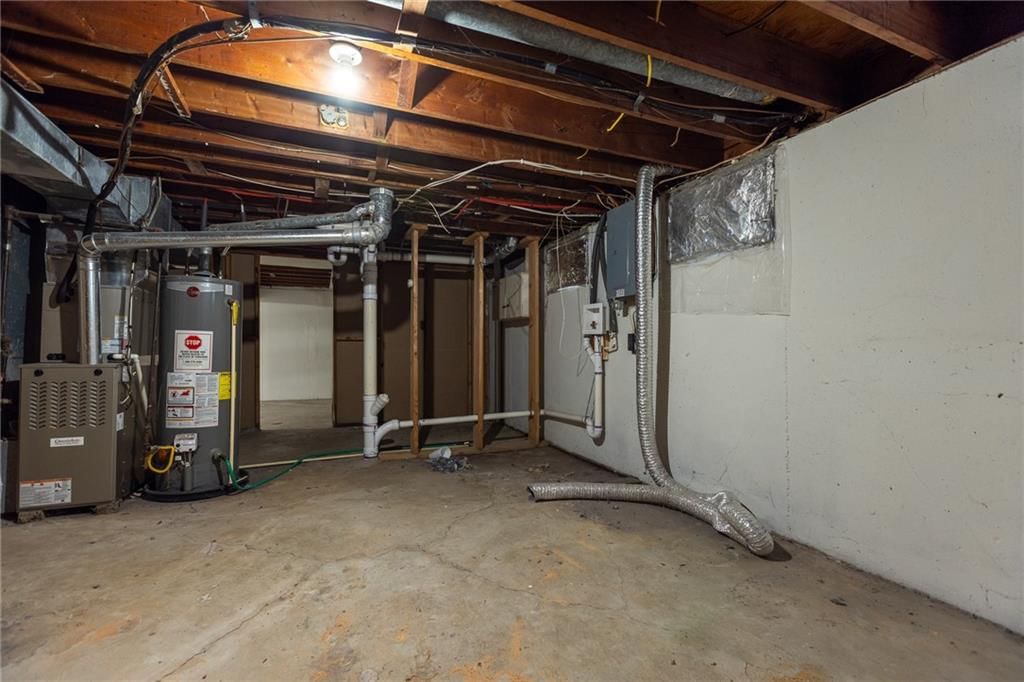 9219 Lewis Avenue — photo 25