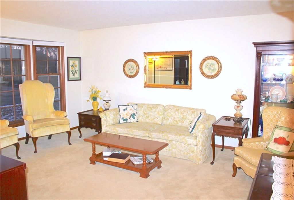 9417 RALSTON Avenue — photo 4