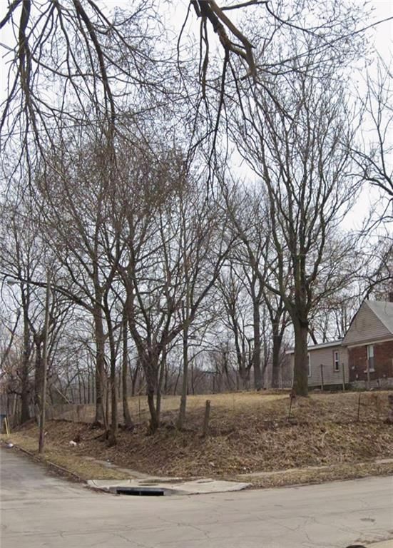 2201 Lawn Avenue, Kansas City, MO