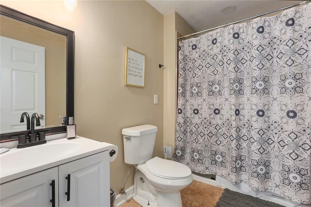 4101 Fisher Street — photo 11