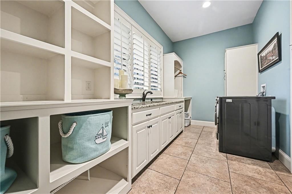 9742 Sunset Circle — photo 31