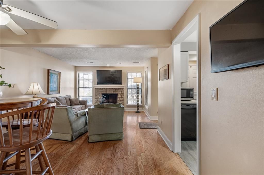 12606 W 110 Terrace — photo 4