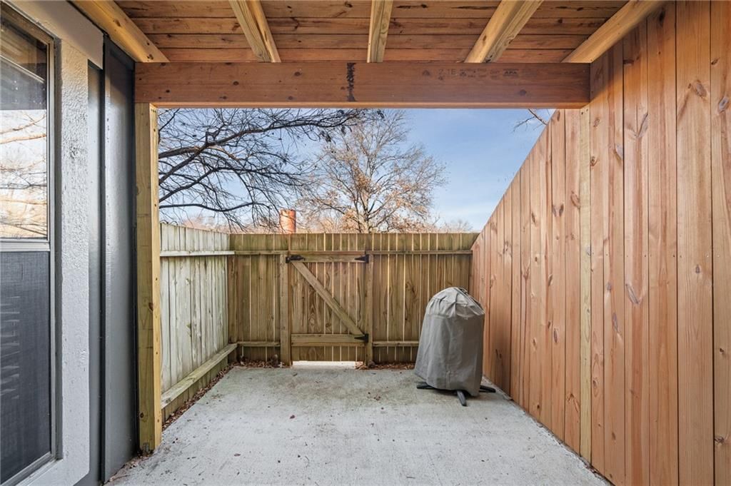 12606 W 110 Terrace — photo 23