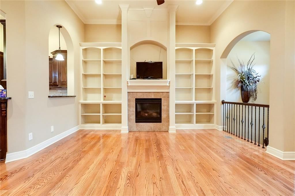 4118 NE Chapel Manor Court — photo 4