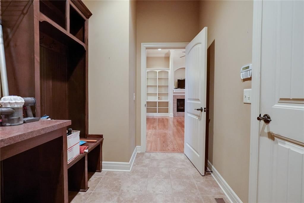 4118 NE Chapel Manor Court — photo 14