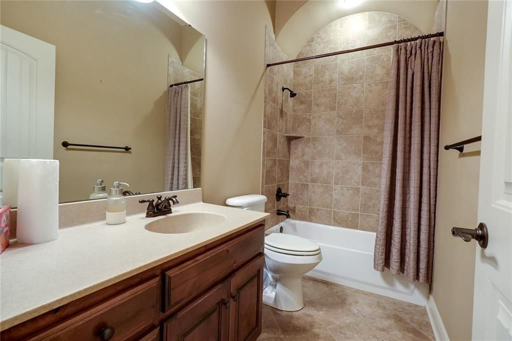 4118 NE Chapel Manor Court — photo 15
