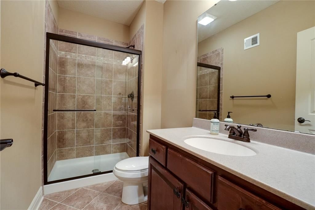4118 NE Chapel Manor Court — photo 35
