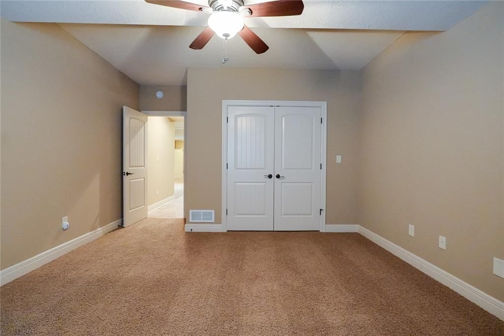 4118 NE Chapel Manor Court — photo 37