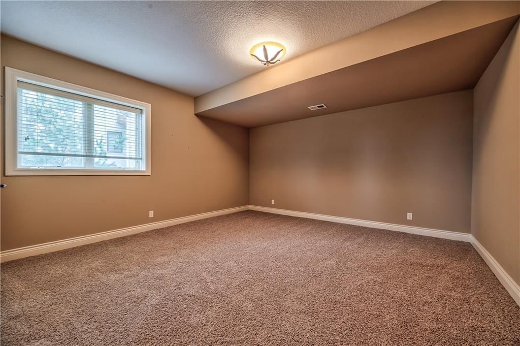 9638 Zarda Drive — photo 28