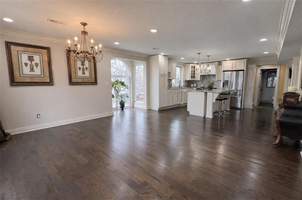 8430 Kickapoo Street — photo 8