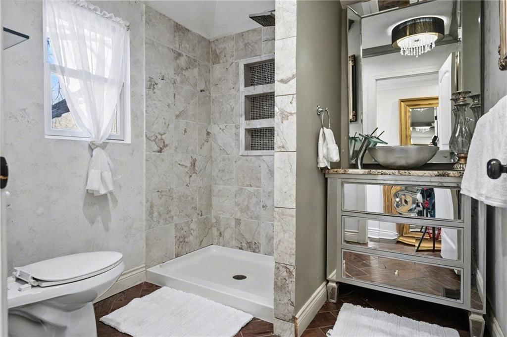 8430 Kickapoo Street — photo 35