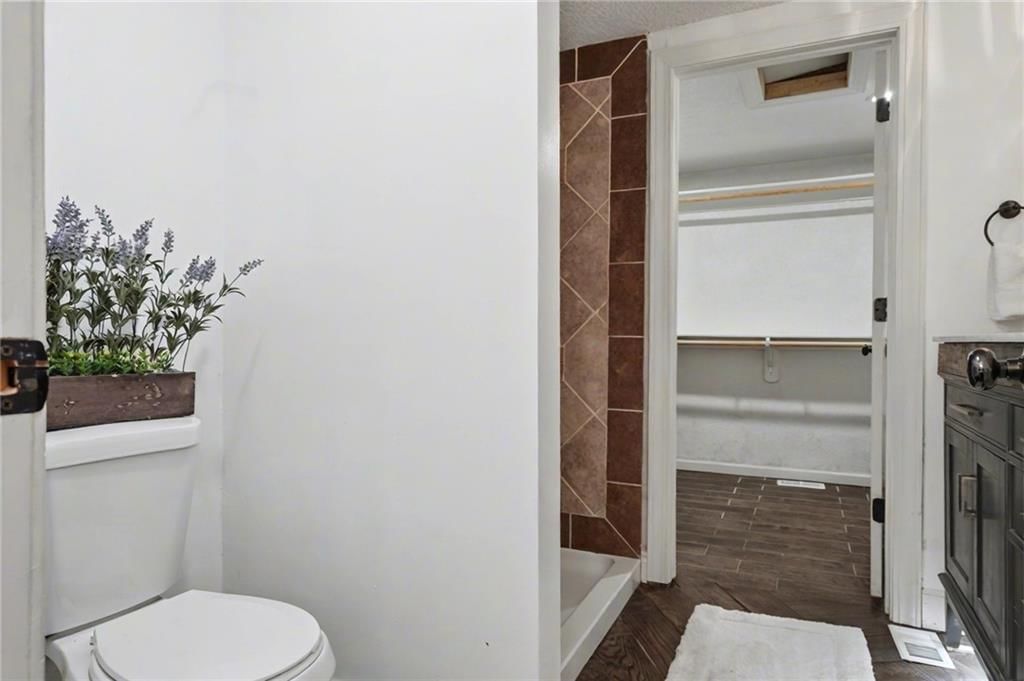 8430 Kickapoo Street — photo 41