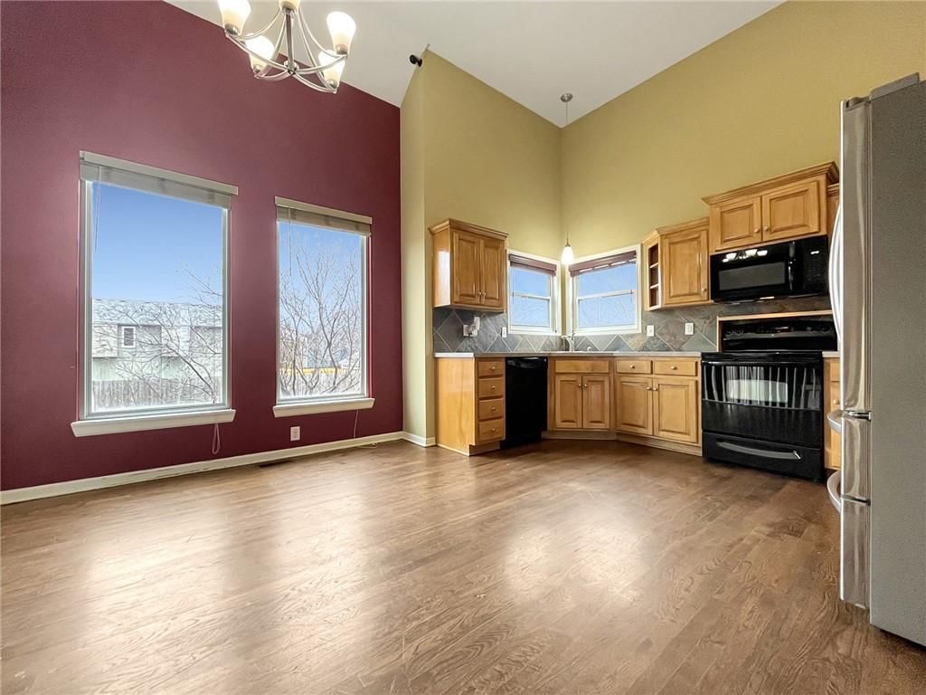 775 N Spruce Street — photo 12