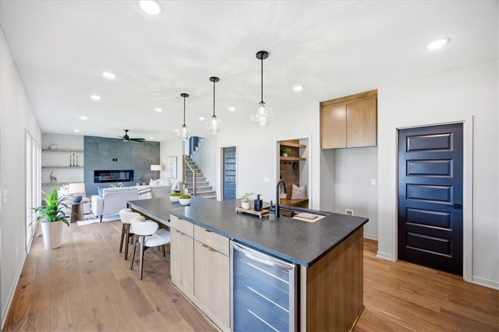 2230 SW Crown Drive — photo 9