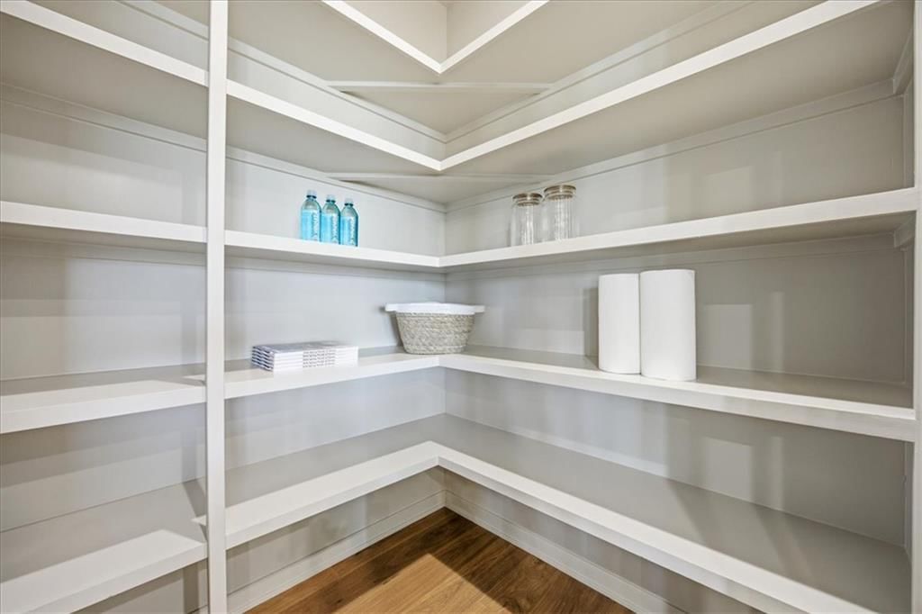 2230 SW Crown Drive — photo 10