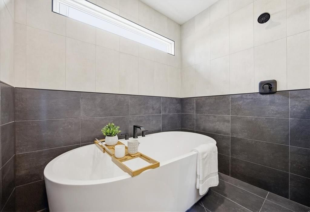 2230 SW Crown Drive — photo 14