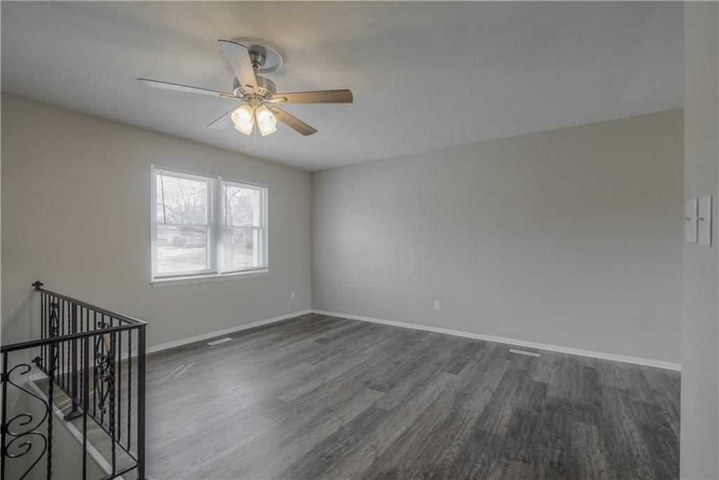 16524 E 35th Street — photo 10