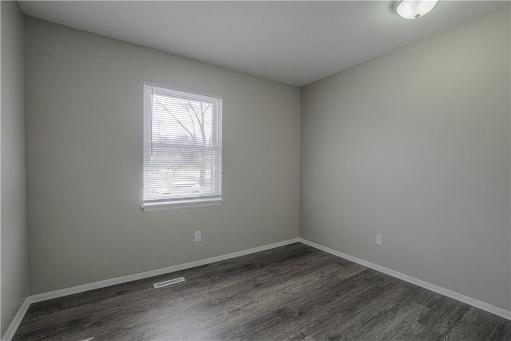 16524 E 35th Street — photo 23