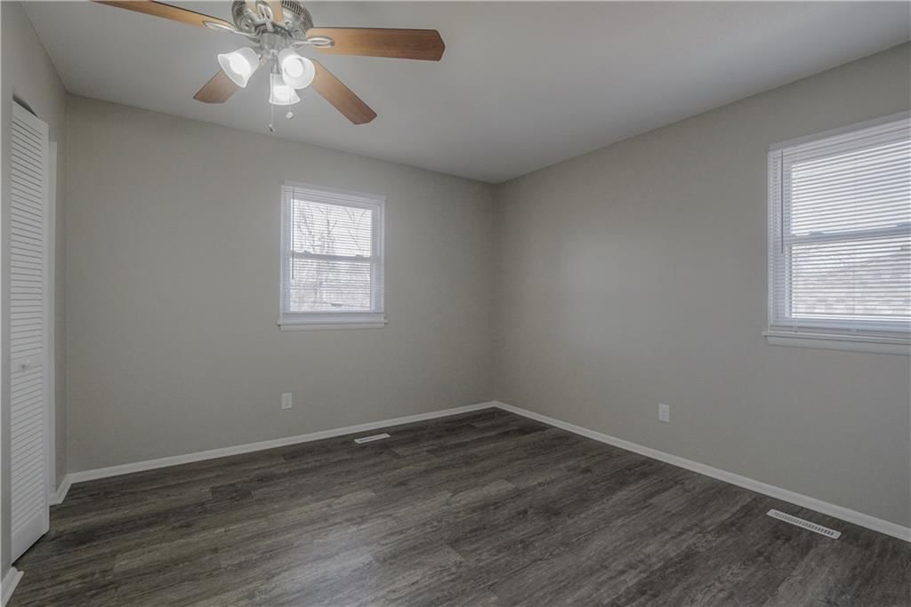 16524 E 35th Street — photo 27