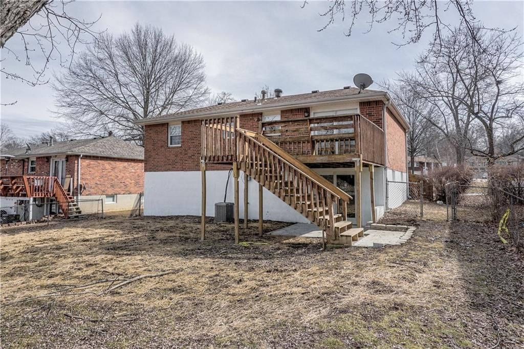 16524 E 35th Street — photo 30