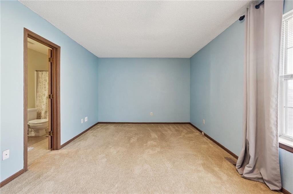 6813 NW MOKANE Avenue — photo 15
