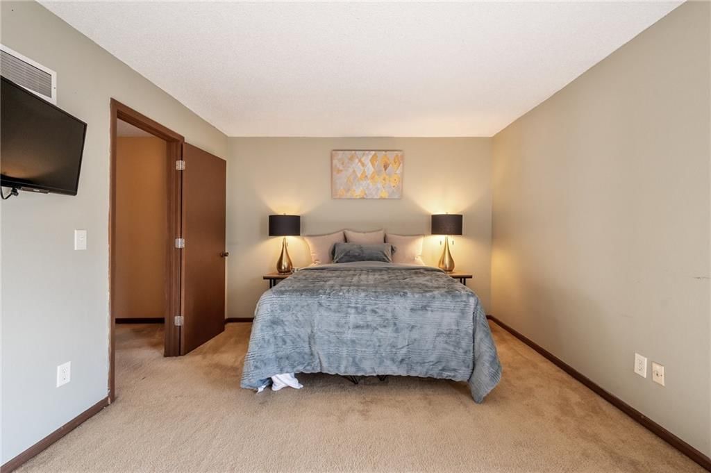 6813 NW MOKANE Avenue — photo 18