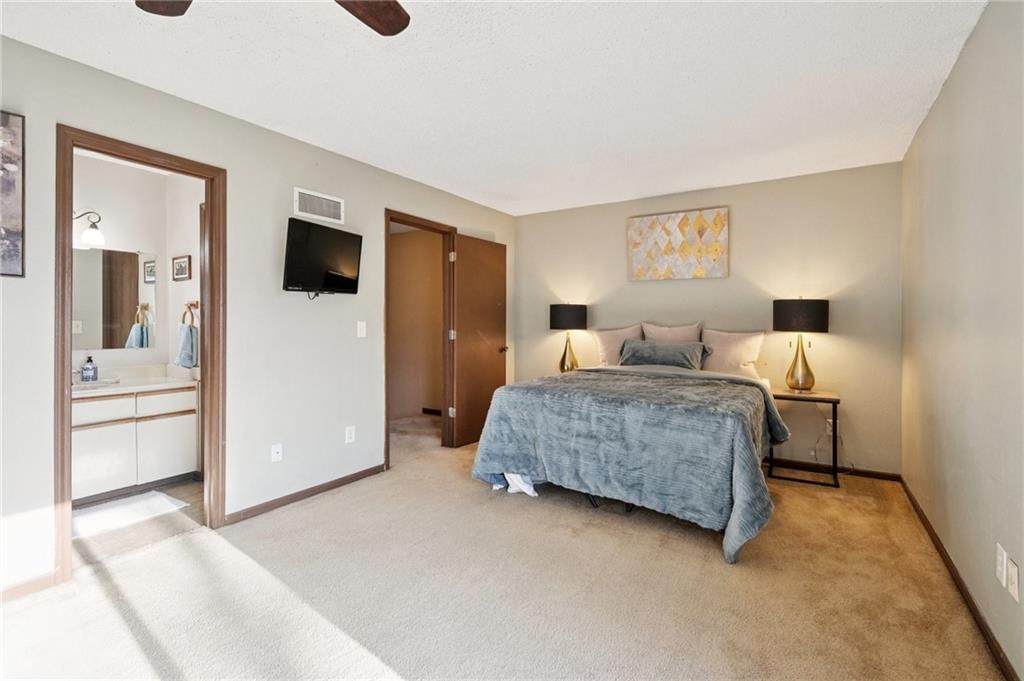 6813 NW MOKANE Avenue — photo 19