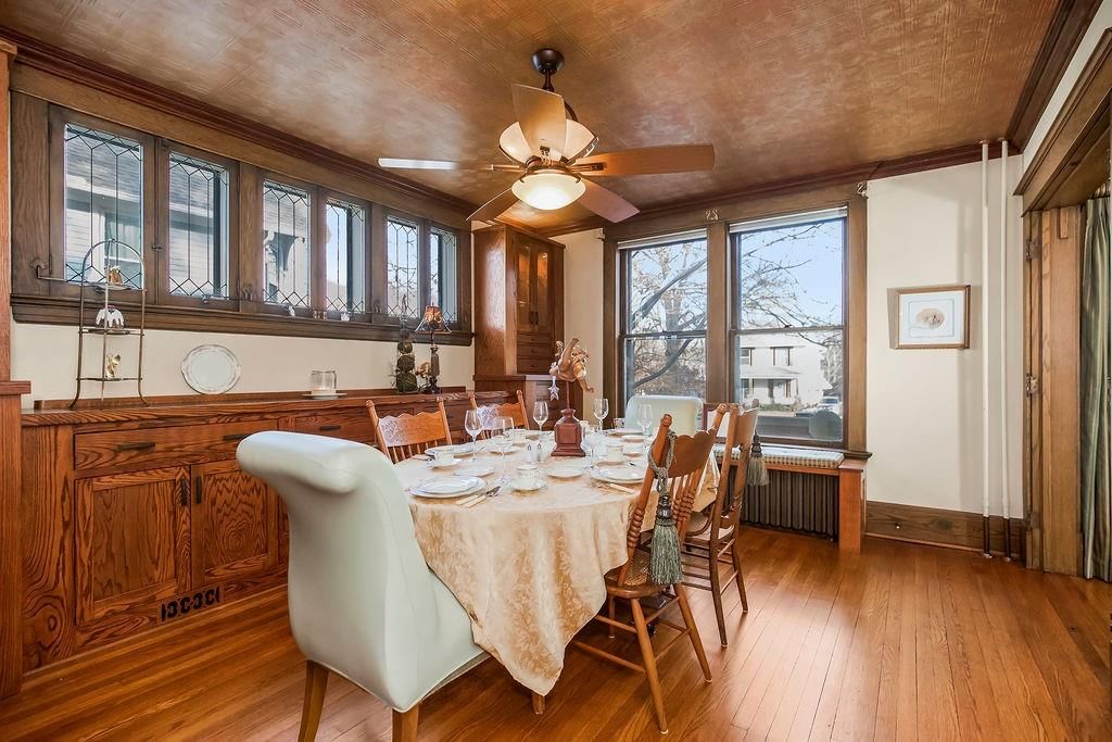 1024 S Broadway Street — photo 15
