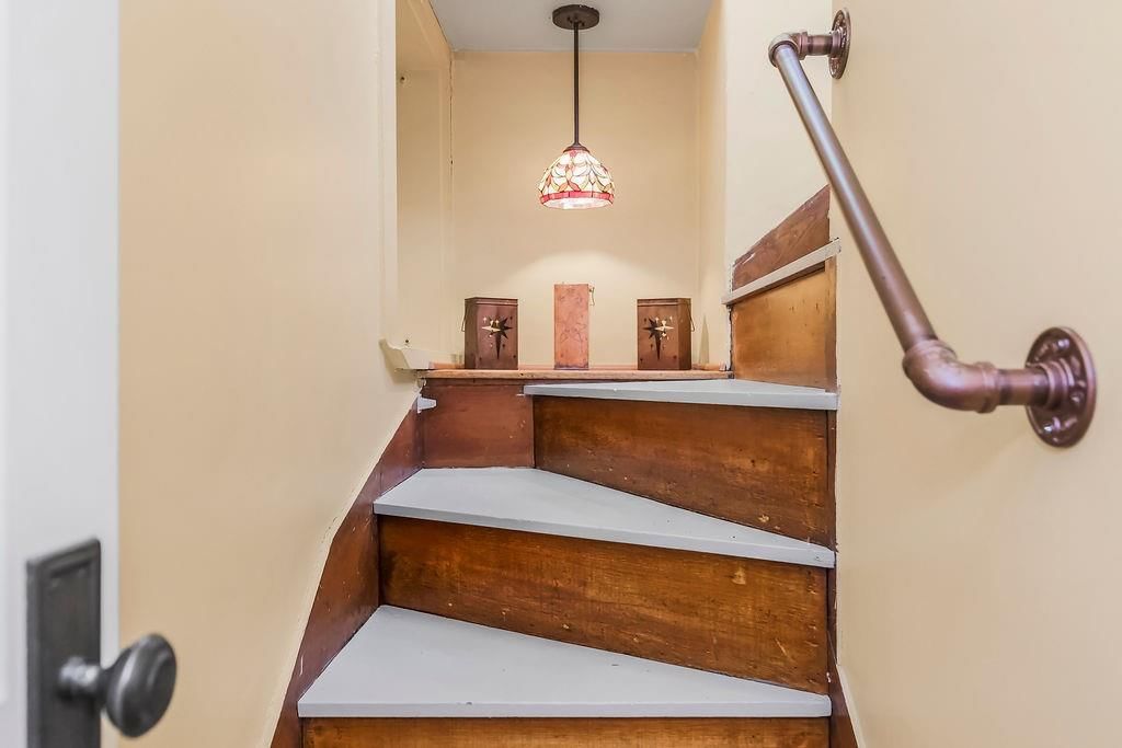 1024 S Broadway Street — photo 24