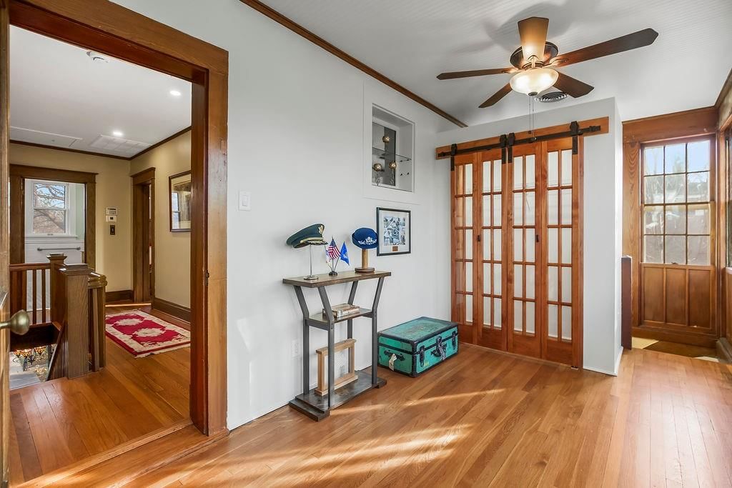 1024 S Broadway Street — photo 25