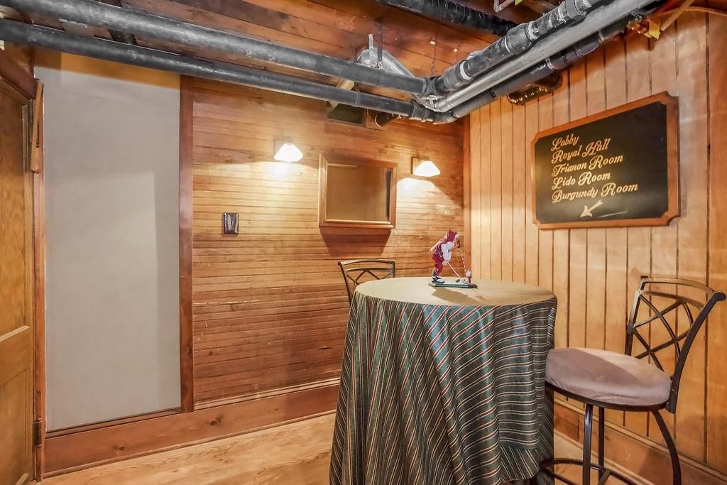 1024 S Broadway Street — photo 47