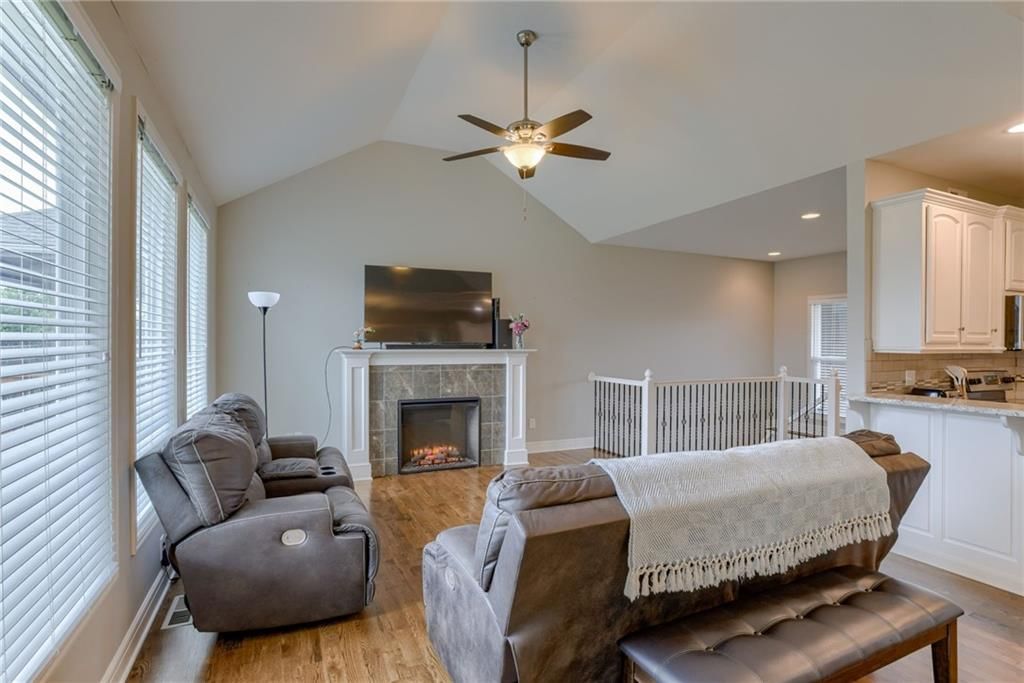 14145 Amanda Lane — photo 3