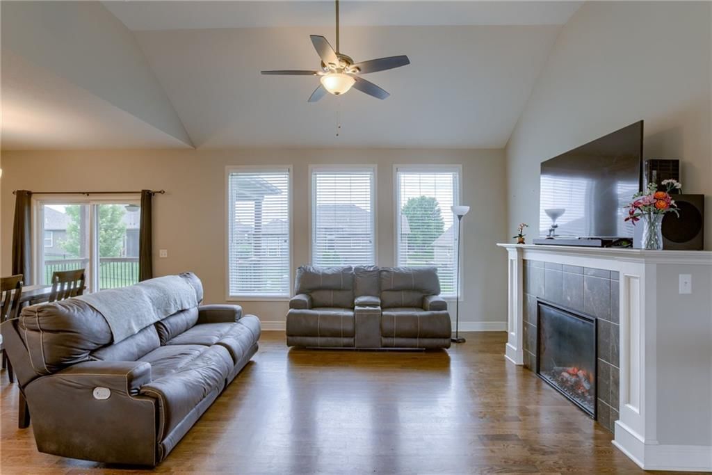 14145 Amanda Lane — photo 4