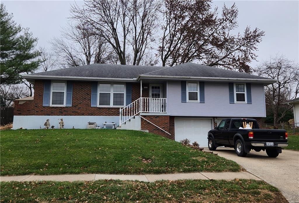 2015 N Lazy Branch Road, Independence, MO
