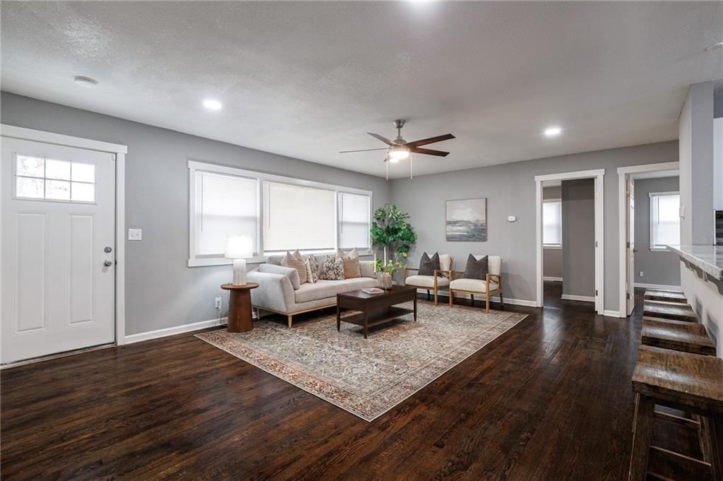 2507 S Arlington Avenue — photo 9