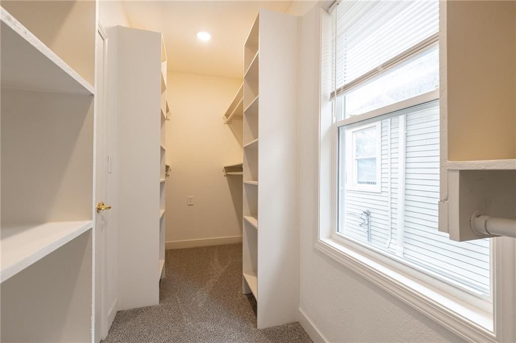 3219 Charlotte Street — photo 27